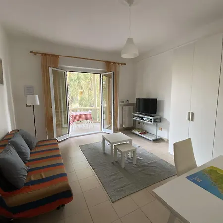 Eucalypti11 - Ampio Ristrutturato Con 3 Camere, 2 Bagni, Terrazzo, Balcone 公寓 *