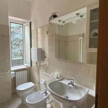 Eucalypti11 - Ampio Ristrutturato Con 3 Camere, 2 Bagni, Terrazzo, Balcone *