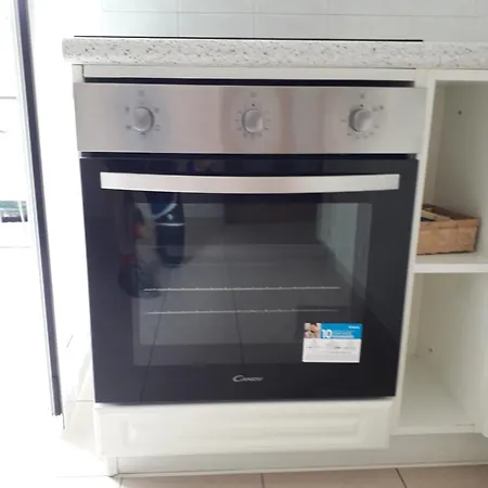 Eucalypti11 - Ampio Ristrutturato Con 3 Camere, 2 Bagni, Terrazzo, Balcone 公寓 洛阿诺