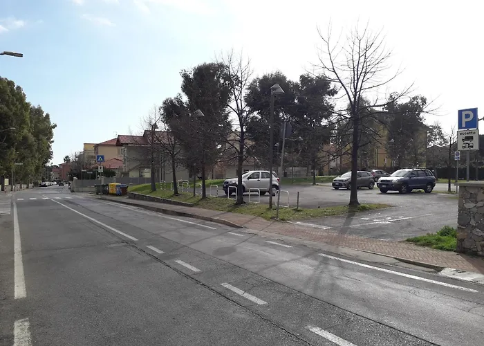 Eucalypti11 - Ampio Ristrutturato Con 3 Camere, 2 Bagni, Terrazzo, Balcone Apartment