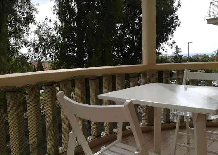 Eucalypti11 - Ampio Ristrutturato Con 3 Camere, 2 Bagni, Terrazzo, Balcone * Loano