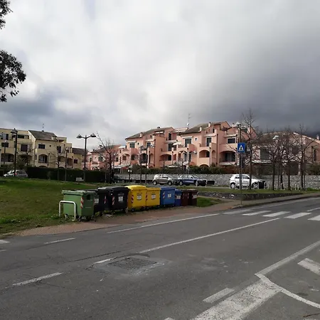 Eucalypti11 - Ampio Ristrutturato Con 3 Camere, 2 Bagni, Terrazzo, Balcone Apartmán