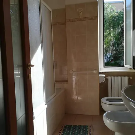 Eucalypti11 - Ampio Ristrutturato Con 3 Camere, 2 Bagni, Terrazzo, Balcone * Loano