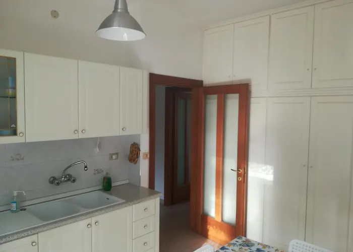 Eucalypti11 - Ampio Ristrutturato Con 3 Camere, 2 Bagni, Terrazzo, Balcone *